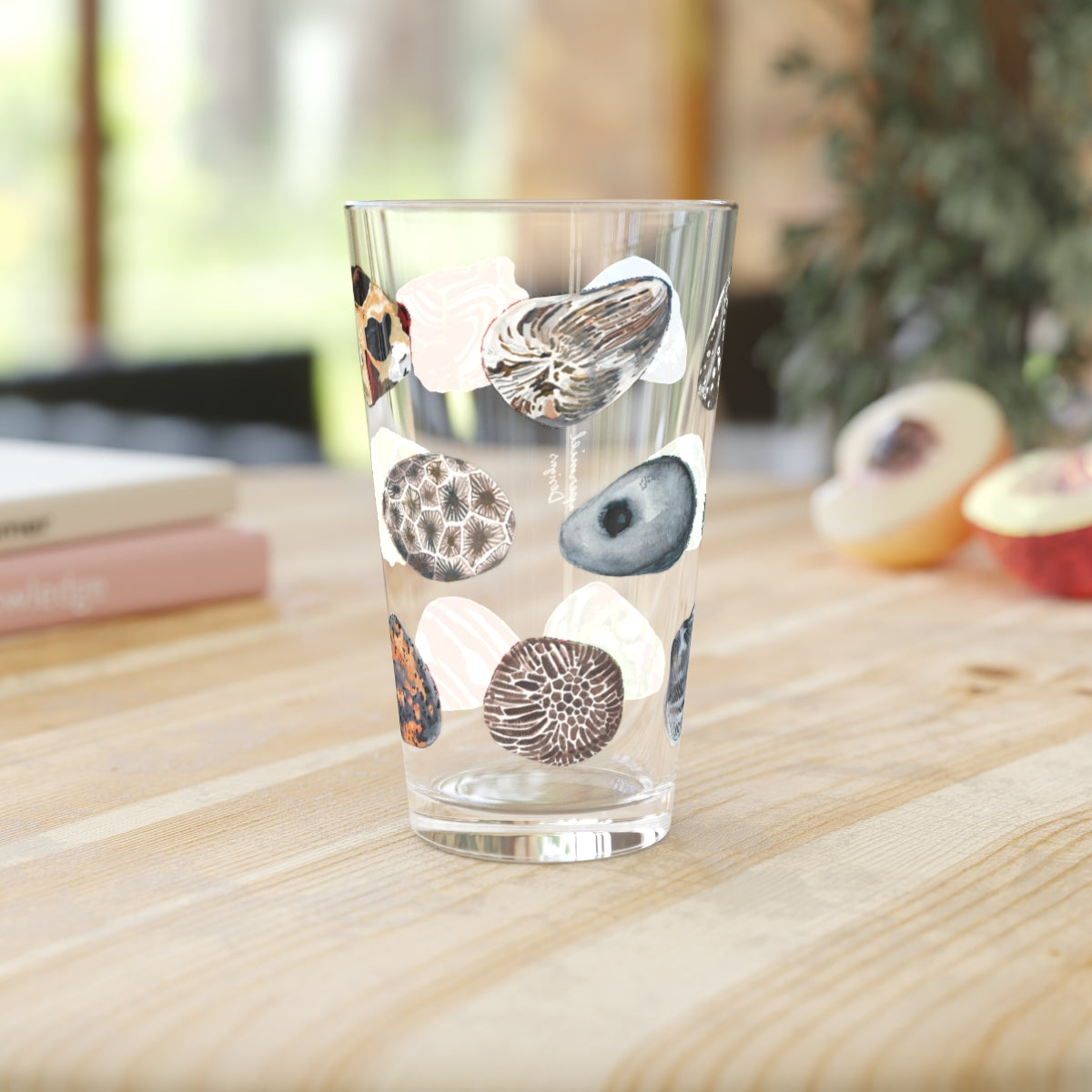 Pint Glass, 16oz || feat. 14 Michigan Stones